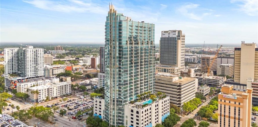 Condo in Tampa, Florida, 1 bedroom № 1716859