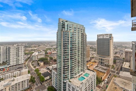Condo in Tampa, Florida, 1 bedroom  № 1716859 - photo 18