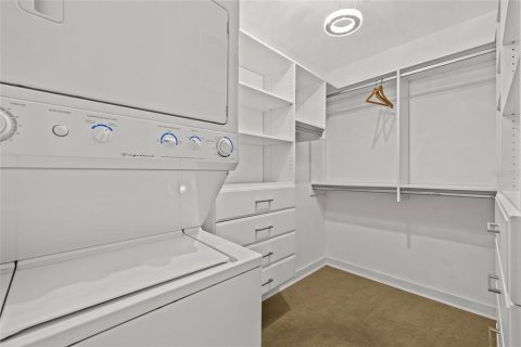 Condo in Tampa, Florida, 1 bedroom  № 1716859 - photo 21