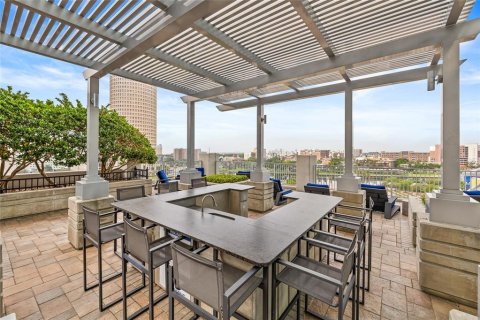 Condo in Tampa, Florida, 1 bedroom  № 1716859 - photo 28