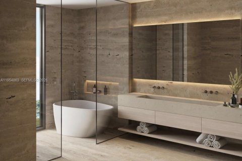 House in Miami Beach, Florida 6 bedrooms, 459.49 sq.m. № 2011052 - photo 9