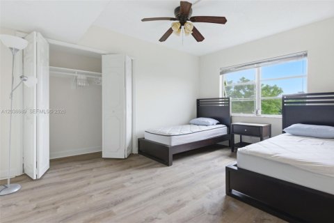 Condominio en venta en Pompano Beach, Florida, 3 dormitorios, 129.13 m2 № 2088224 - foto 23