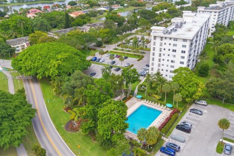 Condominio en venta en Pompano Beach, Florida, 3 dormitorios, 129.13 m2 № 2088224 - foto 2