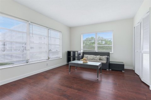 Condominio en venta en Pompano Beach, Florida, 3 dormitorios, 129.13 m2 № 2088224 - foto 25