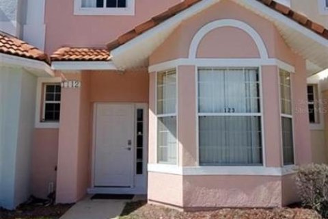 Adosado en venta en Kissimmee, Florida, 3 dormitorios, 136.38 m2 № 1915976 - foto 1