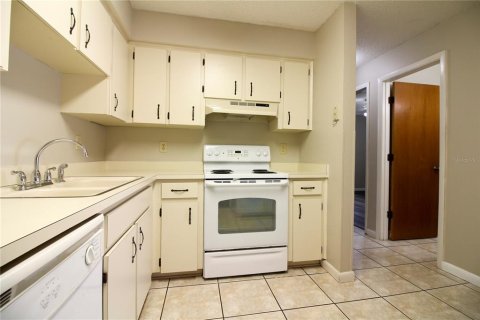 Apartment in Lakeland, Florida 2 bedrooms, 82.31 sq.m. № 2403677 - photo 20