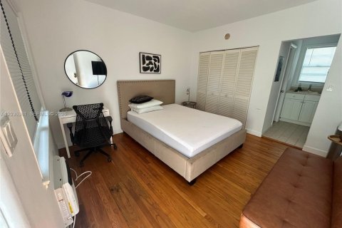 Appartement à louer à Fort Lauderdale, Floride: 32.52 m2 № 2084288 - photo 2