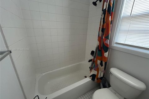 Appartement à louer à Fort Lauderdale, Floride: 32.52 m2 № 2084288 - photo 6