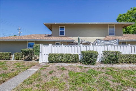 Adosado en venta en Tampa, Florida, 2 dormitorios, 98.1 m2 № 1585833 - foto 25