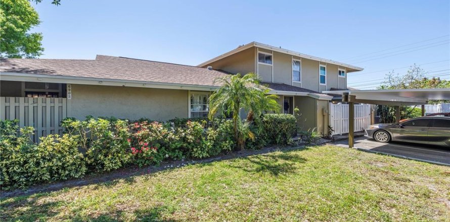 Adosado en Tampa, Florida 2 dormitorios, 98.1 m2 № 1585833