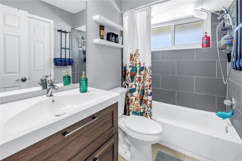 Adosado en venta en Tampa, Florida, 2 dormitorios, 98.1 m2 № 1585833 - foto 19