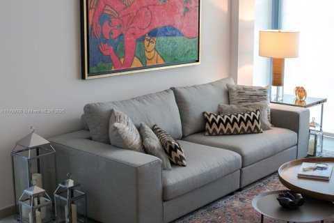 Condo in Miami, Florida, 1 bedroom  № 1953809 - photo 6