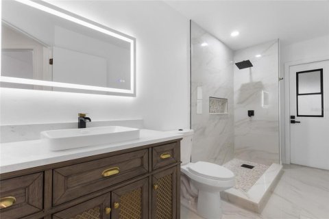 Casa en venta en Orlando, Florida, 4 dormitorios, 222.59 m2 № 1822881 - foto 25