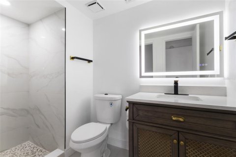 Casa en venta en Orlando, Florida, 4 dormitorios, 222.59 m2 № 1822881 - foto 15