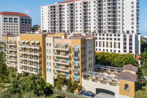 Condo in Coral Gables, Florida, 2 bedrooms  № 1954513 - photo 27