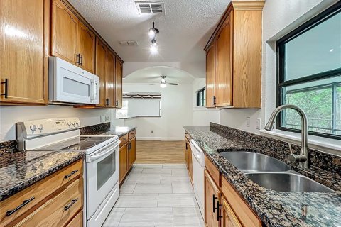 House in Winter Park, Florida 3 bedrooms, 135.73 sq.m. № 1883337 - photo 14