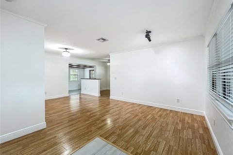 House in Winter Park, Florida 3 bedrooms, 135.73 sq.m. № 1883337 - photo 6