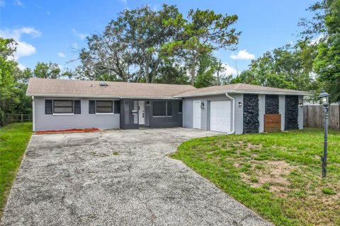 House in Winter Park, Florida 3 bedrooms, 135.73 sq.m. № 1883337 - photo 1