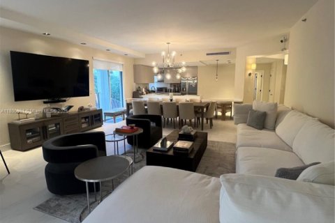 Condo in Aventura, Florida, 4 bedrooms  № 1684289 - photo 8