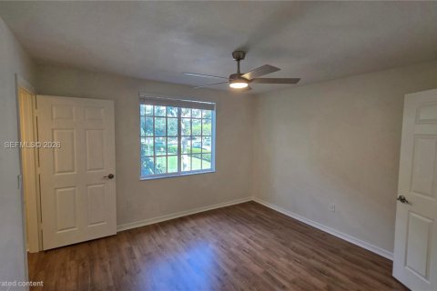 Condo in Boynton Beach, Florida, 3 bedrooms № 2265917 - photo 13