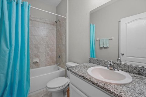 House in Palm Coast, Florida 3 bedrooms, 170.2 sq.m. № 1681091 - photo 20
