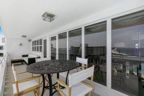 Condo in Fort Lauderdale, Florida, 3 bedrooms  № 2242331 - photo 6