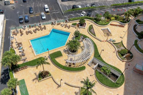 Condo in Fort Lauderdale, Florida, 3 bedrooms  № 2242331 - photo 23