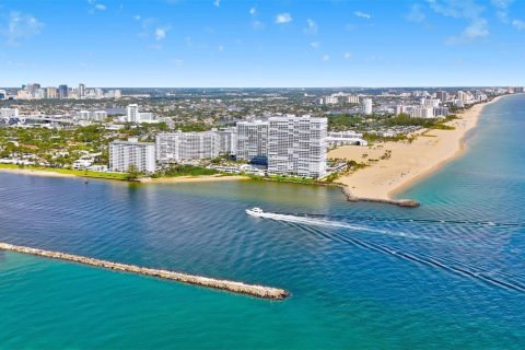 Condo in Fort Lauderdale, Florida, 3 bedrooms  № 2242331 - photo 4