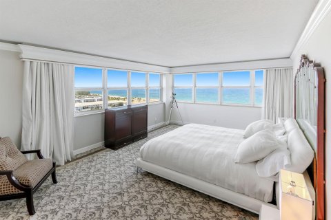 Condo in Fort Lauderdale, Florida, 3 bedrooms  № 2242331 - photo 16
