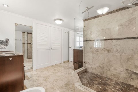 Condo in Fort Lauderdale, Florida, 3 bedrooms  № 2242331 - photo 19