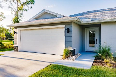House in Cape Coral, Florida 4 bedrooms, 168.06 sq.m. № 1733487 - photo 2