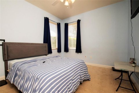 House in Weeki Wachee, Florida 3 bedrooms, 192.31 sq.m. № 1592894 - photo 11