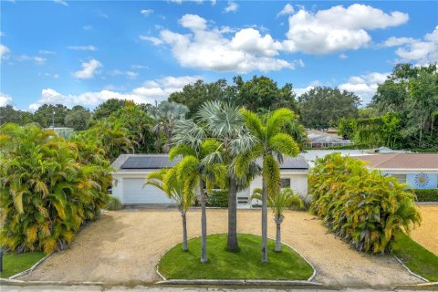 Casa en venta en Gulfport, Florida, 3 dormitorios, 147.25 m2 № 1914218 - foto 1