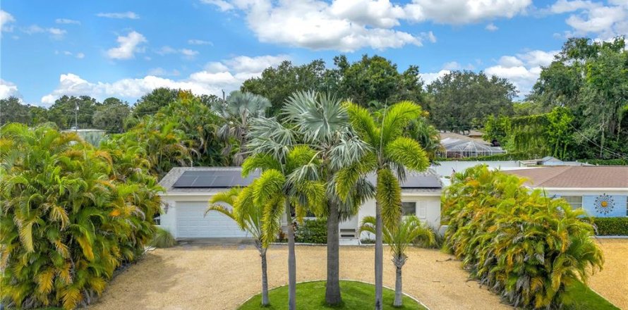 Casa en Gulfport, Florida 3 dormitorios, 147.25 m2 № 1914218