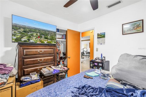 Casa en venta en Gulfport, Florida, 3 dormitorios, 147.25 m2 № 1914218 - foto 12