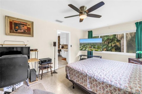 Casa en venta en Gulfport, Florida, 3 dormitorios, 147.25 m2 № 1914218 - foto 9