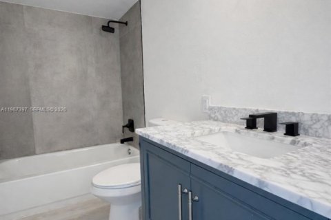 Купить кондоминиум в Форт-Лодердейл, Флорида 2 спальни, 87.33м2, № 2030785 - фото 16