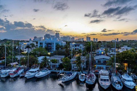 Купить кондоминиум в Форт-Лодердейл, Флорида 2 спальни, 87.33м2, № 2030785 - фото 5