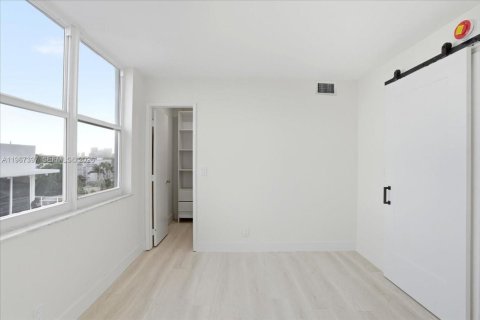 Купить кондоминиум в Форт-Лодердейл, Флорида 2 спальни, 87.33м2, № 2030785 - фото 15