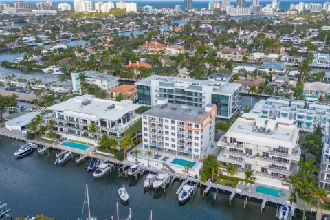 Купить кондоминиум в Форт-Лодердейл, Флорида 2 спальни, 87.33м2, № 2030785 - фото 23