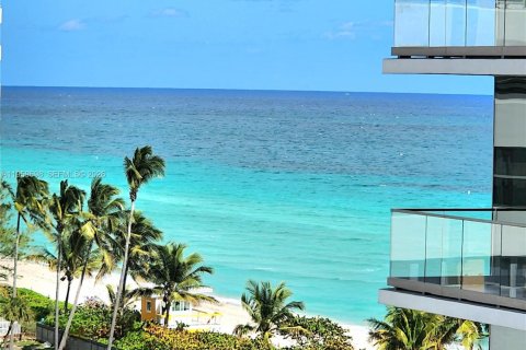 Copropriété à vendre à Hallandale Beach, Floride: 2 chambres, 115.94 m2 № 2020368 - photo 30