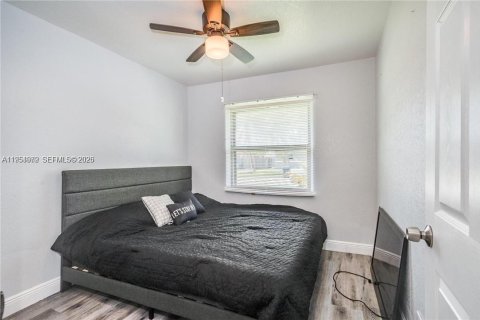 Villa ou maison à louer à Dania Beach, Floride: 3 chambres, 124.12 m2 № 2009348 - photo 16