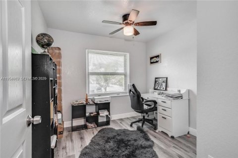 Villa ou maison à louer à Dania Beach, Floride: 3 chambres, 124.12 m2 № 2009348 - photo 14