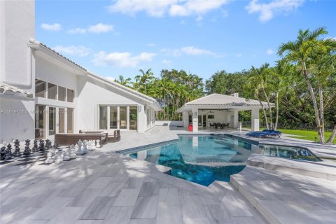 House in Weston, Florida 5 bedrooms, 416.76 sq.m. № 1779124 - photo 25