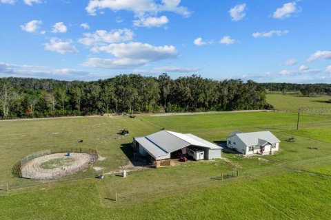 Купить виллу или дом в Чиефленд, Флорида 5 комнат, 122.63м2, № 1431079 - фото 1
