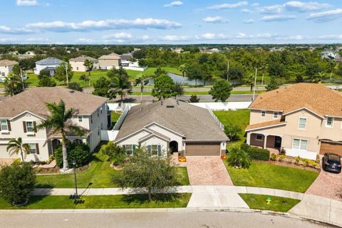 Villa ou maison à vendre à Riverview, Floride: 4 chambres, 254.46 m2 № 2411713 - photo 2