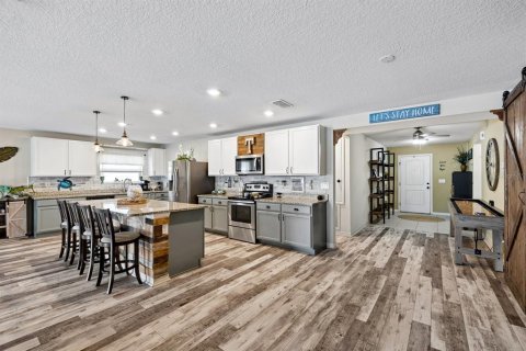 Villa ou maison à vendre à Riverview, Floride: 4 chambres, 254.46 m2 № 2411713 - photo 11