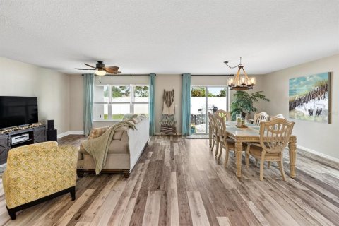 Villa ou maison à vendre à Riverview, Floride: 4 chambres, 254.46 m2 № 2411713 - photo 24