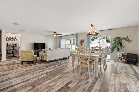 Villa ou maison à vendre à Riverview, Floride: 4 chambres, 254.46 m2 № 2411713 - photo 25