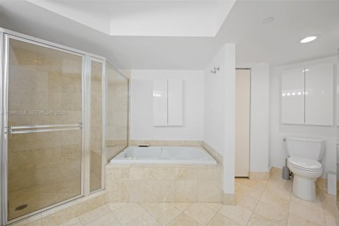 Apartment in Aventura, Florida 2 bedrooms, 173.26 sq.m. № 2063061 - photo 19